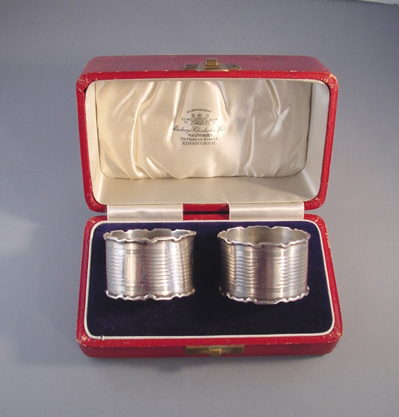 EDWARDIAN boxed sterling silver serviette napkin rings set 1912