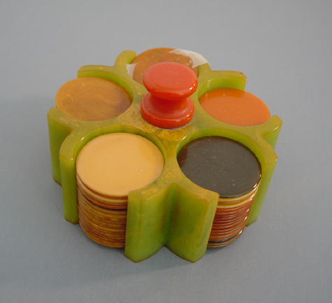 BAKELITE poker chip holder, green swirl