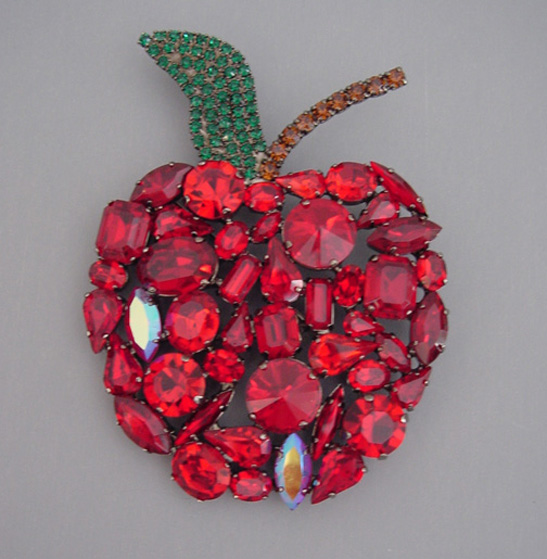 CRISTOBAL red and green rhinestone apple brooch