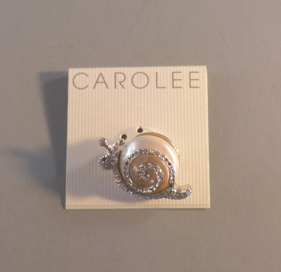 CAROLEE snail brooch with pearlized belly