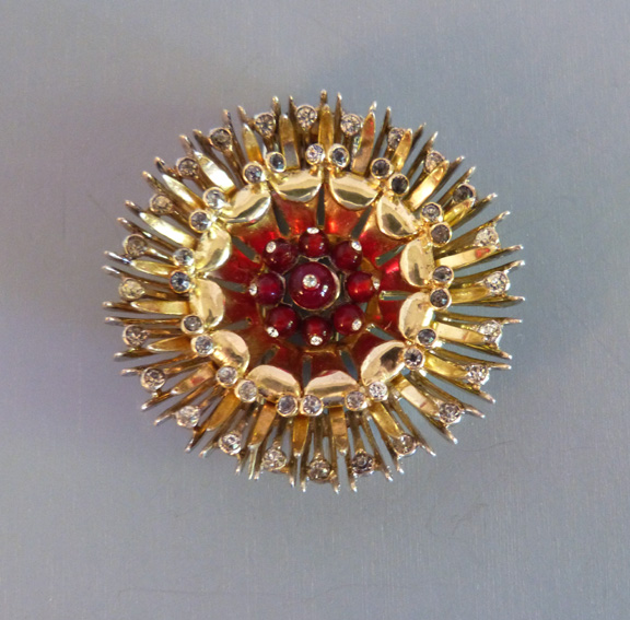 DeROSA sterling vermeil sunburst fur clip with red glass beads