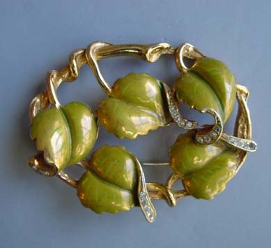 DEROSA green enameled leaves brooch