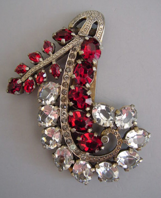 EISENBERG unsigned red & clear rhinestones dress clip