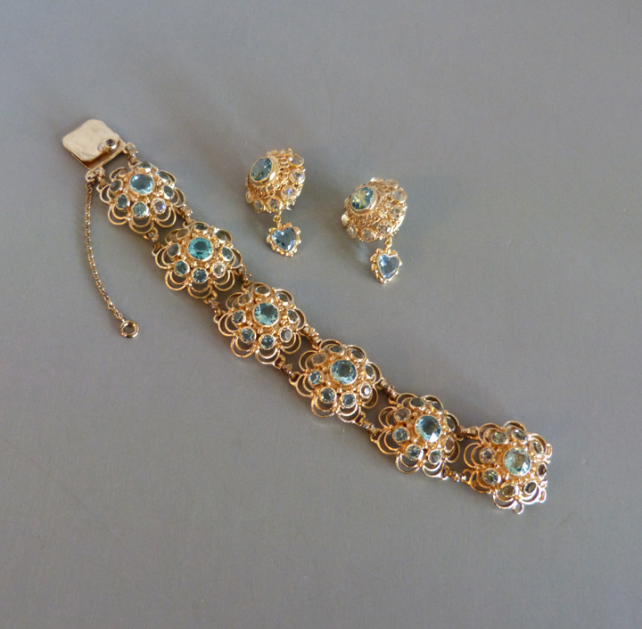 HOBE blue and clear bracelet and heart earrings