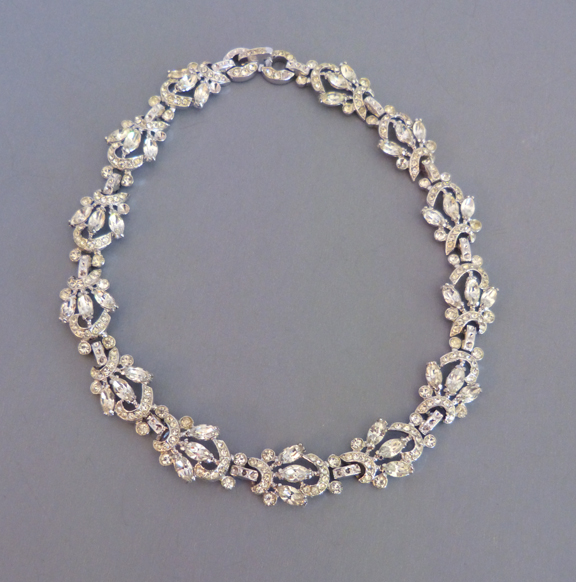 KRAMER clear rhinestone necklace set in silver tone, 1950s