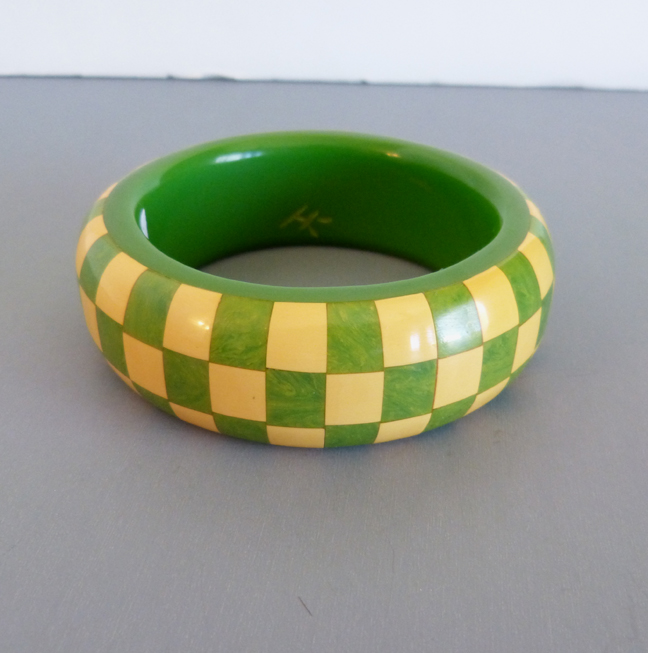 HOWARD KRONIMUS bakelite green & cream bangle