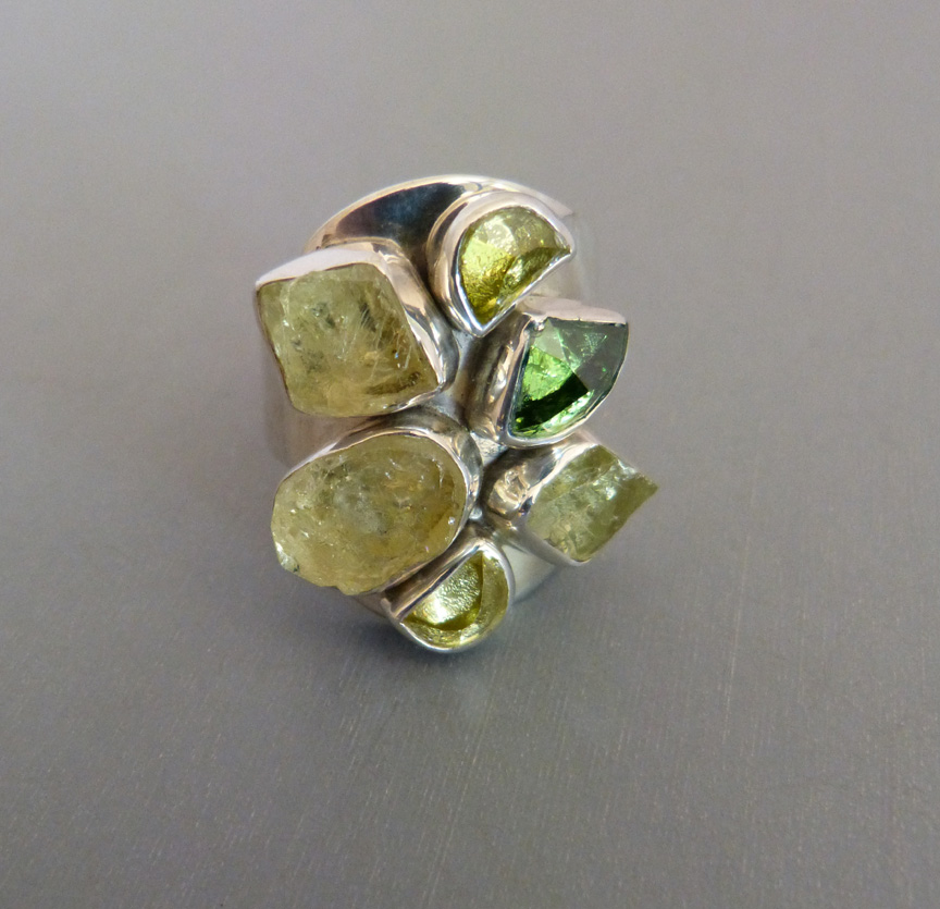 LILLY BARRACK sterling hand made ring green and yellow