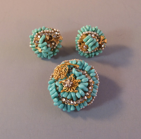 AQUA coral-shaped segments brooch and earrings