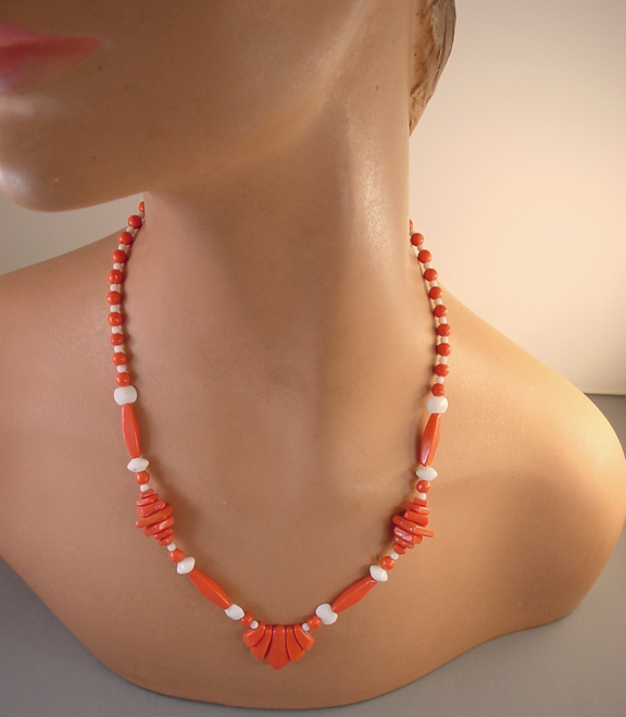 DECO orange and white glass bead necklace