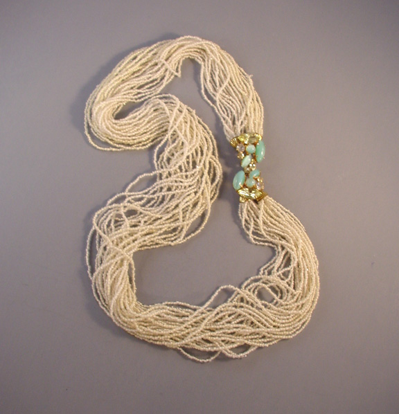 NECKLACE white seed beads multi-strands necklace