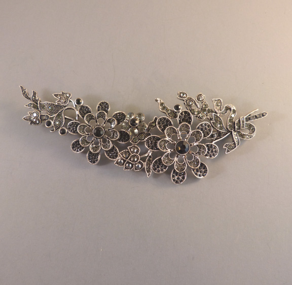 CORSAGE brooch black & gray rhinestones double pin corsage