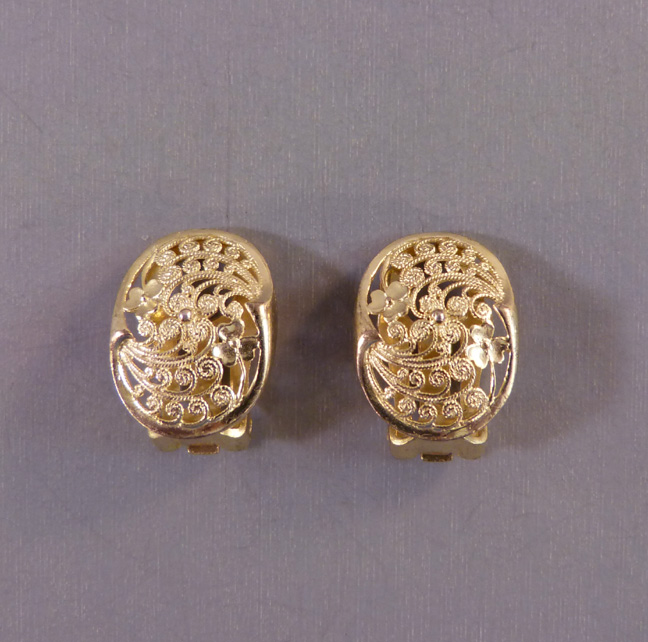 FILIGREE gold tone filigree clip back earrings