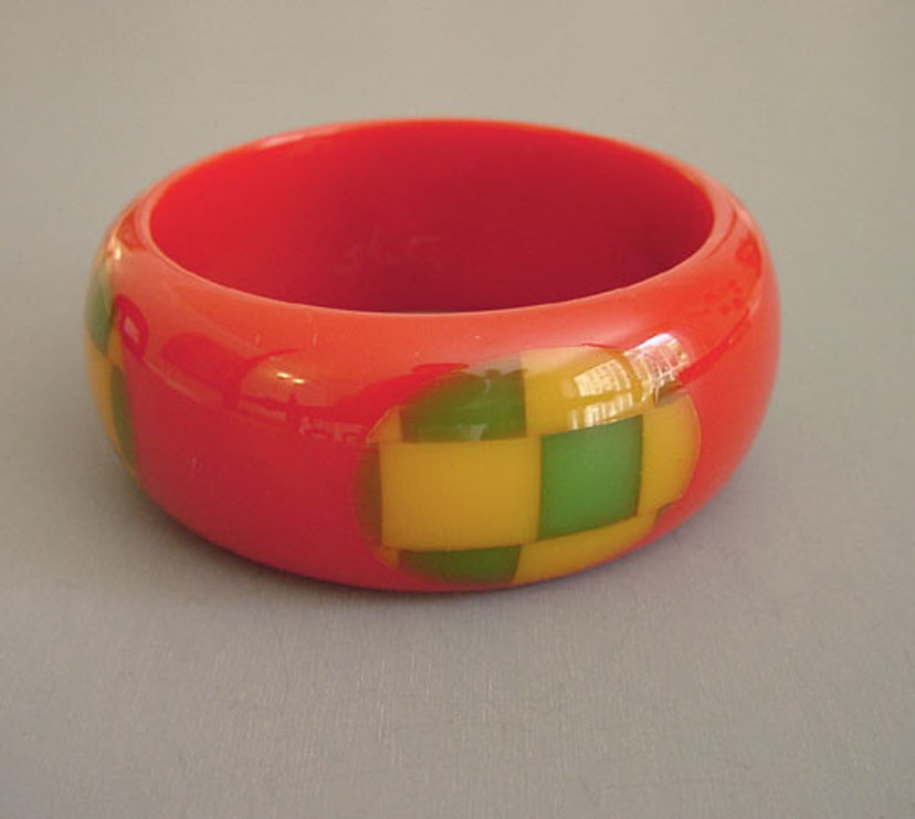 SHULTZ bakelite red bangle, butterscotch, green checked dots