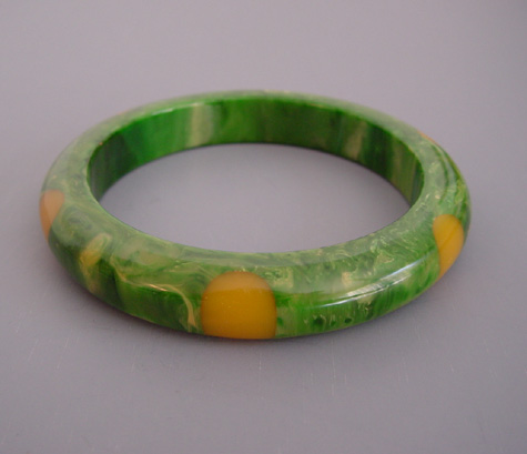 SHULTZ bakelite green marbled bangle yellow dots
