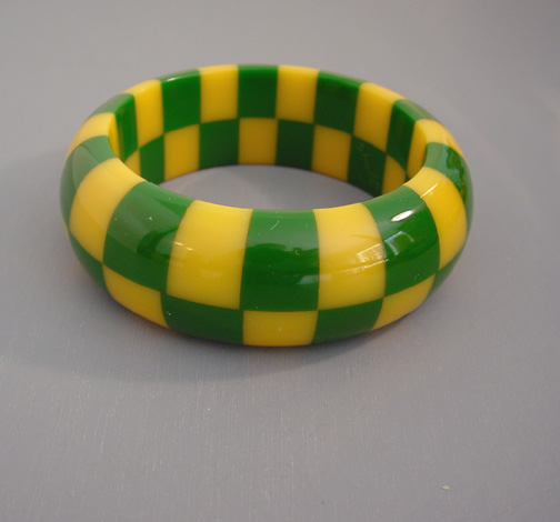 SHULTZ bakelite two row check bangle lemon yellow, grass green
