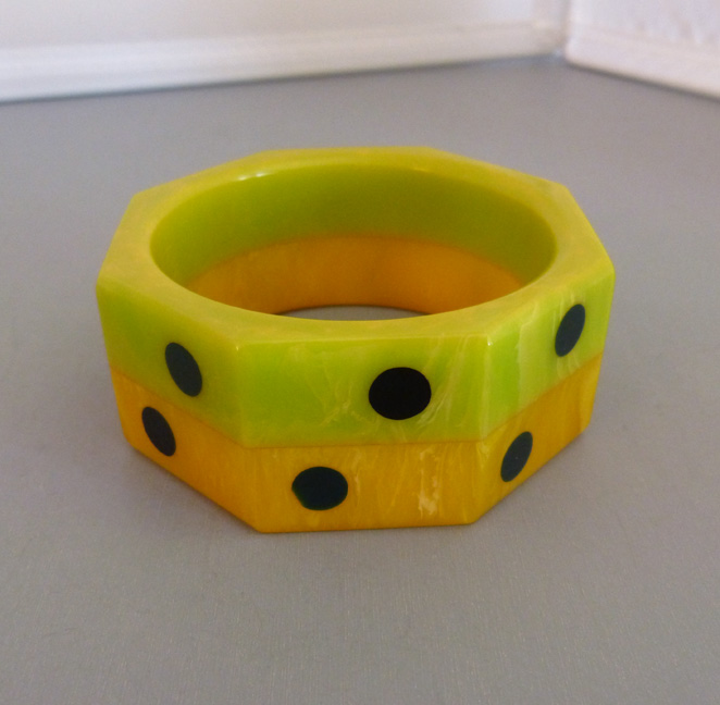 SHULTZ bakelite two row  green and yellow octagonal bangle with black dots