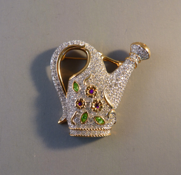 SWAROVSKI 1999 watering can brooch with clear rhinestone pave