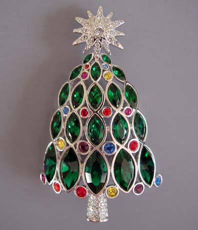 SWAROVSKI 2005 Rockefeller Christmas tree brooch