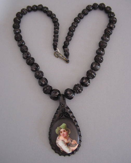 VICTORIAN Whitby jet beads pendant with Tyrolean boy