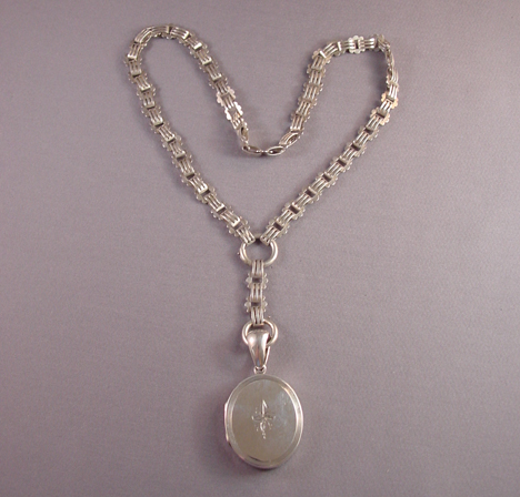 VICTORIAN sterling locket with three leaf motif & collar 1880s