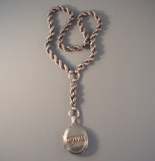 VICTORIAN silver Mizpah locket and beautiful twist chain collar