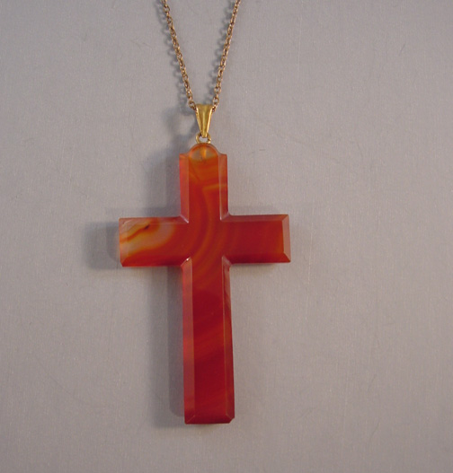 VICTORIAN faceted agate cross pendant