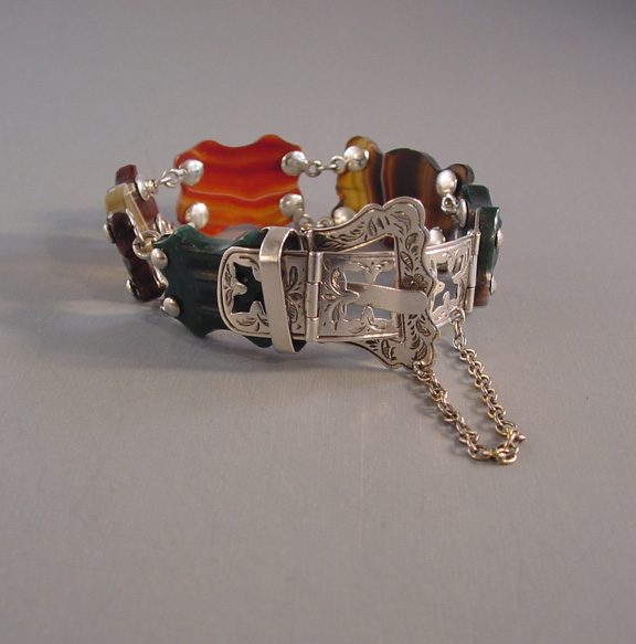 VICTORIAN Scottish agate buckle bracelet set in sterling