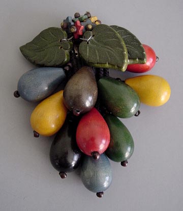 WOODEN colorful olives & green leaves pin, 1940