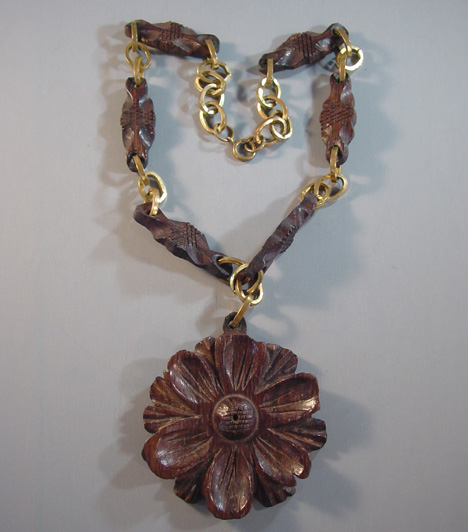 WOOD carved flower necklace with gold tone chain