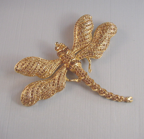 CINER large dragonfly brooch with pale caramel rhinestones, 1990s
