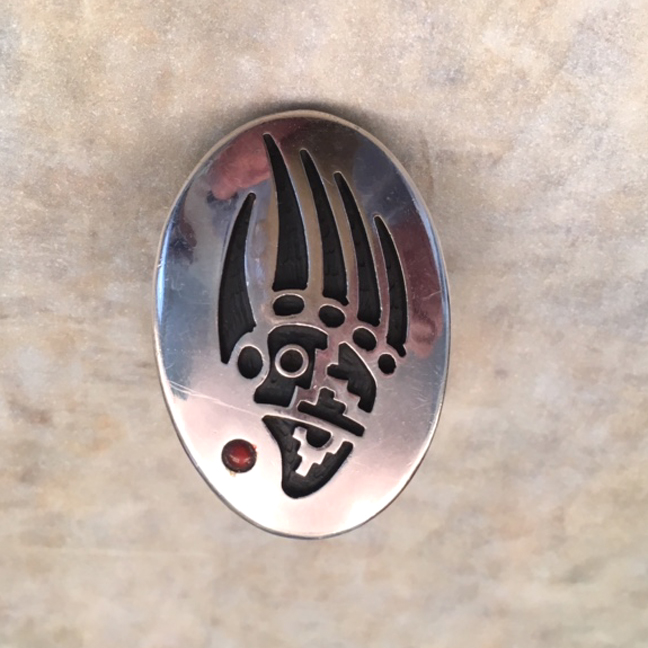 STERLING silver Native American ring with a bear claw motif
