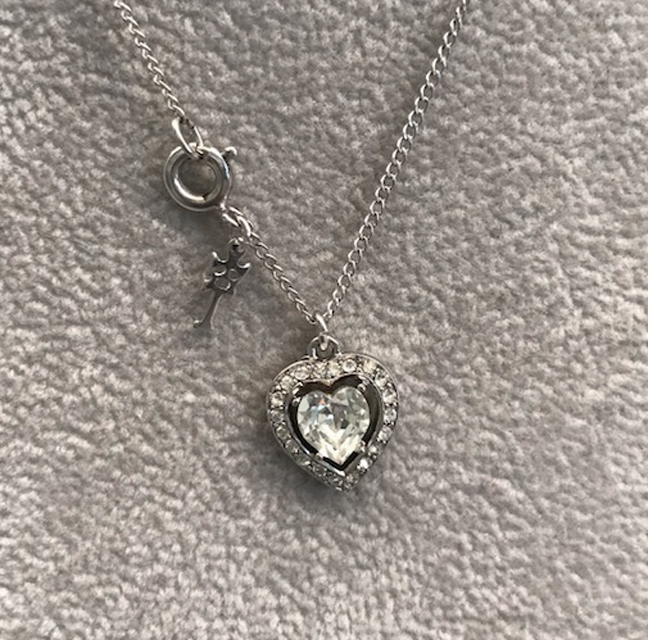 TRIFARI 1960’s pendant with sparkling clear rhinestones heart