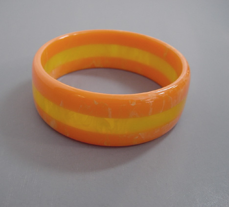 BAKELITE 3-row laminated bangle citrus orange & lemon yellow swirl