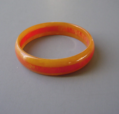 BAKELITE 3-row laminated bangle marbled citrus orange & red