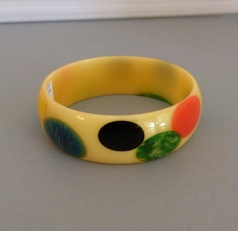 SHULTZ bakelite cream marbled bangle with oval multi-colored dots