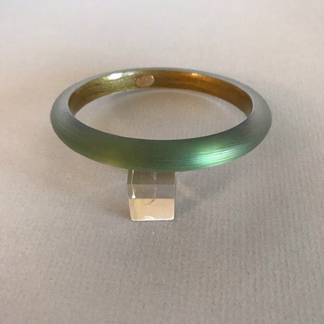 ALEXIS BITTAR carved and frosted Lucite spacer bangle in aqua green