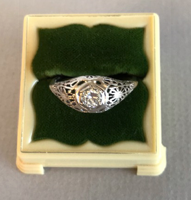 DIAMOND and 14 karat white gold filigree ring, wedding