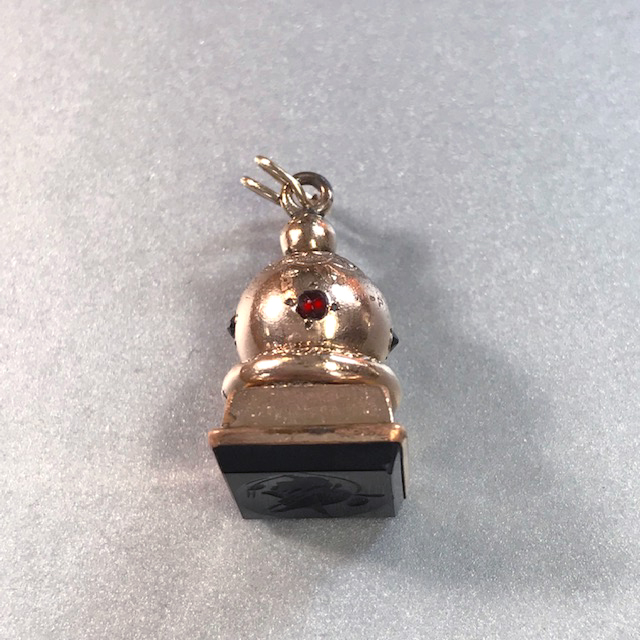 VICTORIAN yellow gold tone 4-sided wax seal watch fob