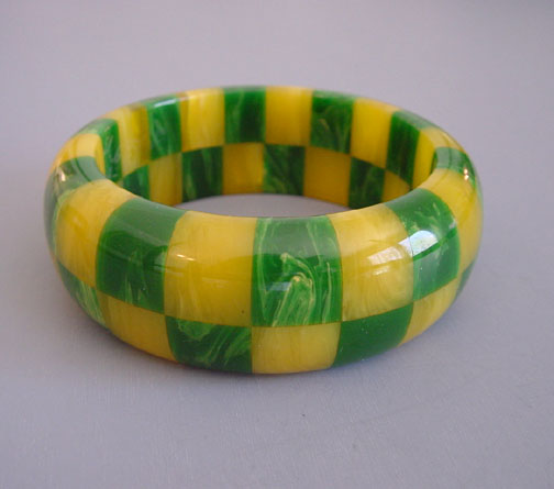 SHULTZ bakelite marbled green and citrus lemon two row checked bangle