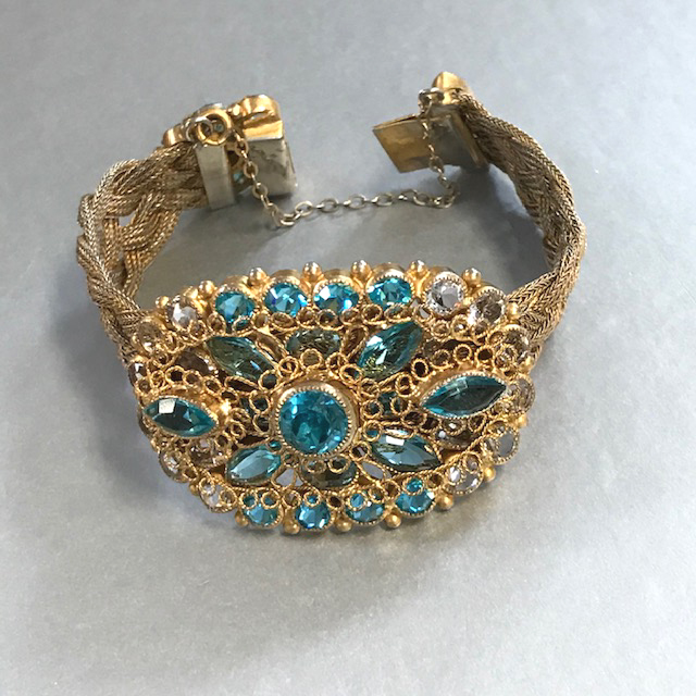 ORIGINAL by ROBERT aqua and clear unfoiled rhinestones bracelet