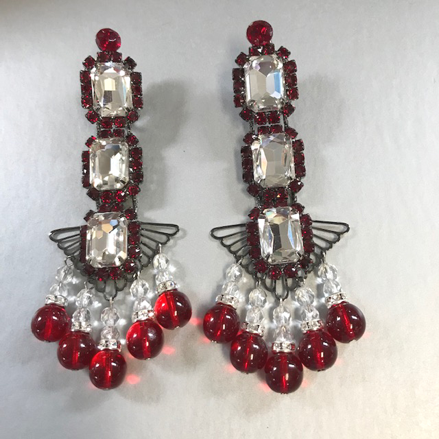 LARRY VRBA earrings in red and clear rhinestones with red beads