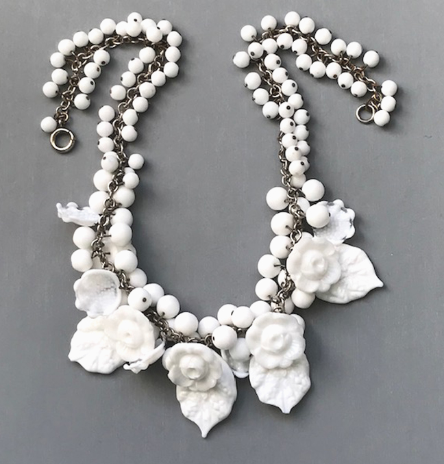 MIRIAM HASKELL by Frank Hess white glass flowers, leaves and beads necklace