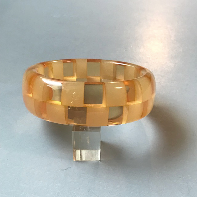 SHULTZ bakelite maiden smaller size bangle in peach smoke and transparent peach two-row check