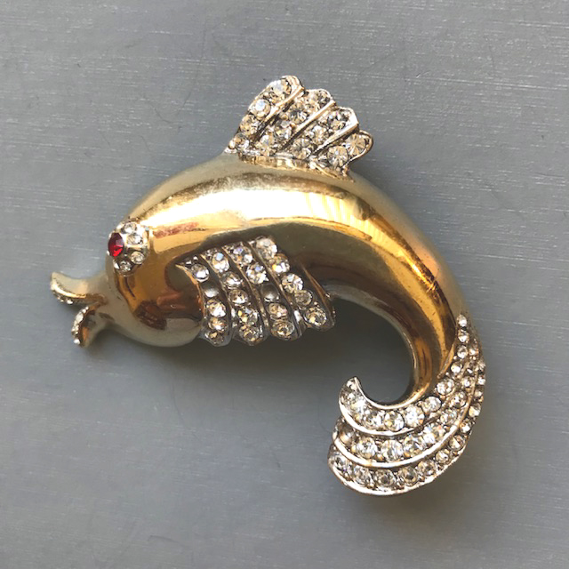 ANTHONY by Antonio Aquilino sterling vermeil fish brooch with clear rhinestones