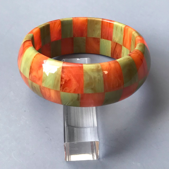 SHULTZ bakelite two row checked bangle in marbled salmon pink and aqua with a bit of soft chocolate milk marbling