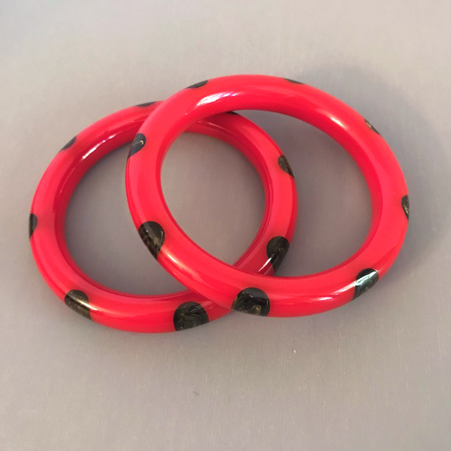 SHULTZ bakelite red tube bangles set of 2 with 8 marbled brown dots on each