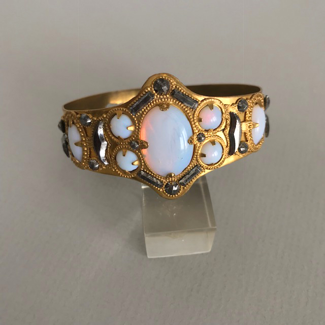 VICTORIAN opal-like glass and cut steel gold tone adjustable bracelet
