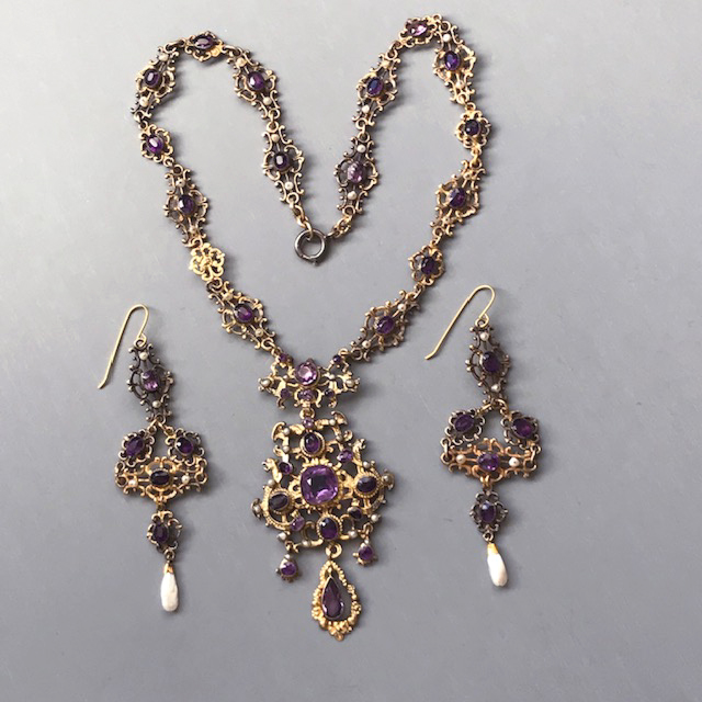 AUSTRO-HUNGARIAN necklace and earrings with natural amethysts, pearls and Mississippi fresh water dog’s tooth pearl drops, Renaissance Revival