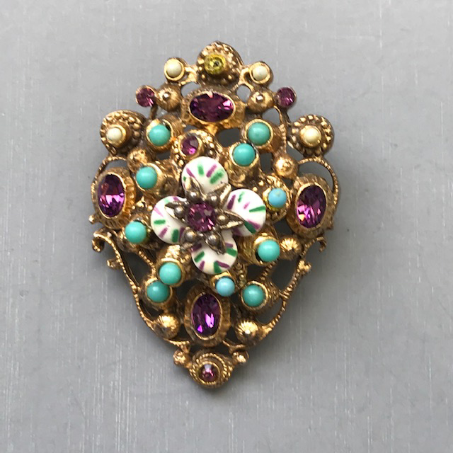 AUSTRO-HUNGARIAN brooch with lovely enamel work in white, aqua and rose and aqua glass beads