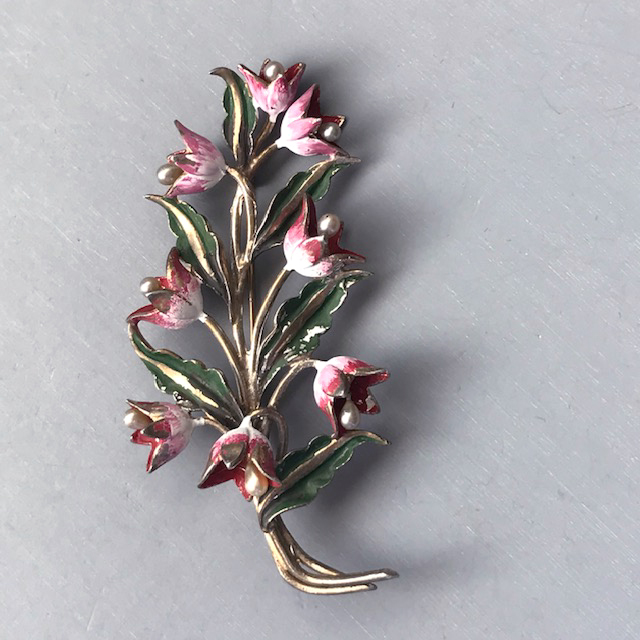 BROOCH pink, rose and green enameled flowers and leaves brooch